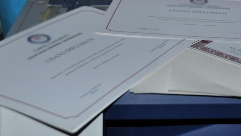 Bakan Tunç usulsüz diplomalara ilişkin konuştu
