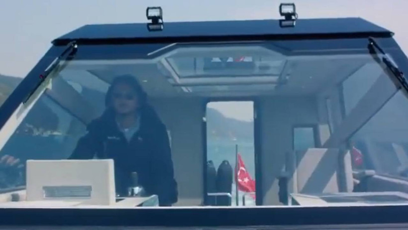 Denizde kaybolan ünlü iş insanı Yukay'ın yeni görüntüleri çıktı! Teknesi parçalanmış halde bulunmuştu...