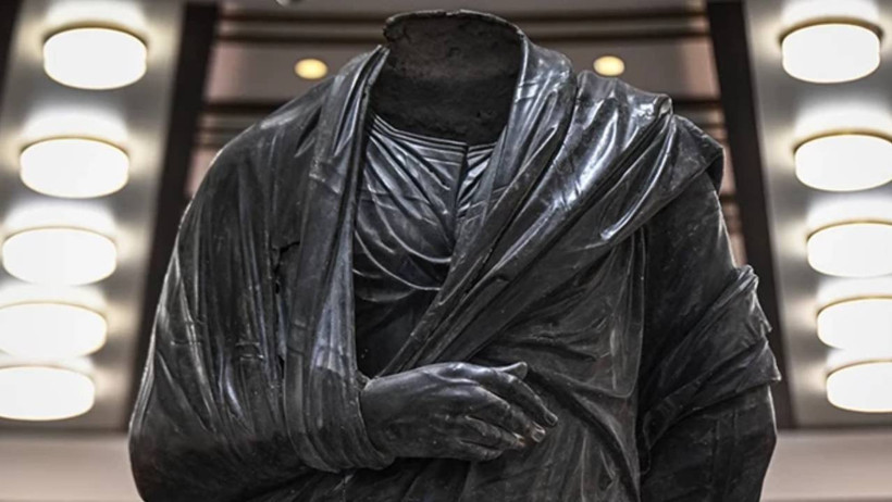 65 yıl önce Burdur'dan kaçırılmıştı, yurda geri döndü! Marcus Aurelius heykelinin geliş hikayesi tv100'de