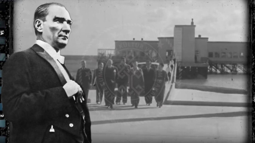 Ulu Önder Atatürk'ün bu görüntüleri ilk kez yayınladı! Bakan Ersoy'dan 30 Ağustos paylaşımı
