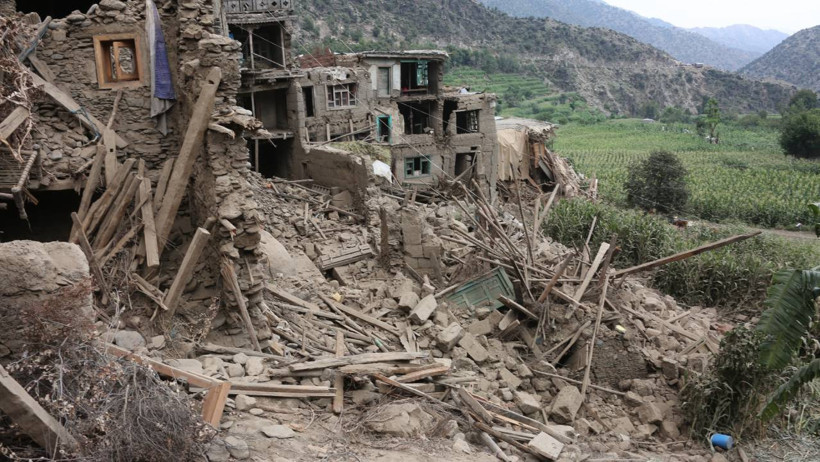 1400’den fazla kişi ölmüştü… 5.2 büyüklüğünde yeniden sallandı! - Resim : 4