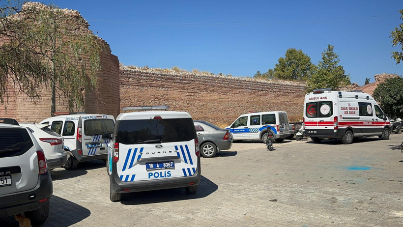 Bursa'da tarihi surların dibinde ceset bulundu