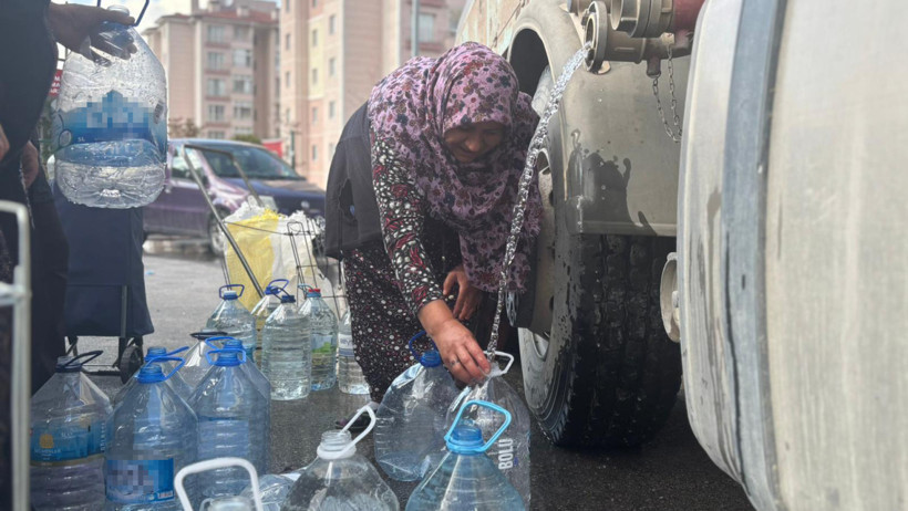 Başkentte çile! Bidonlarla kuyruğa girdiler - Resim : 5