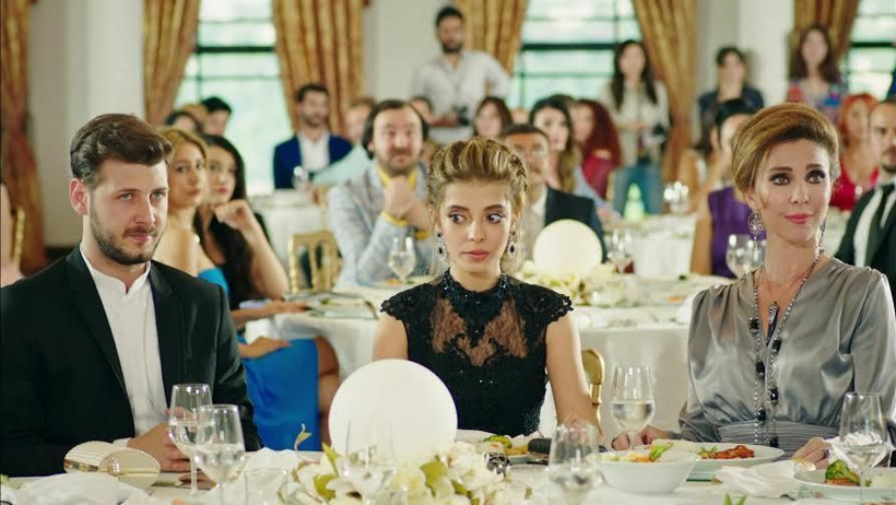 Yeni dizi 'Rengarenk'in yayın tarihi belli oldu!