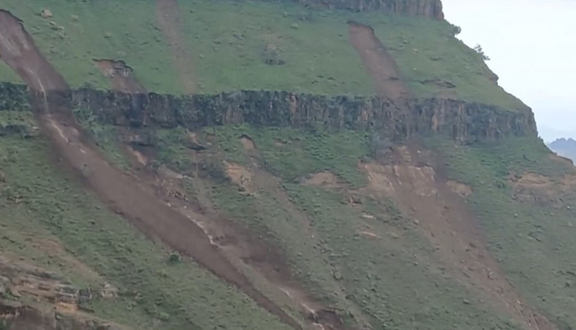 Bir köy yok oldu! Korkunç heyelanda acı bilanço