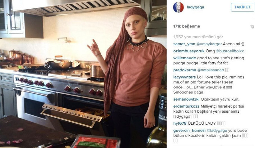 Lady Gaga 'Bozkurt' işareti yaptı, sosyal medya yıkıldı: Ocağa da bekleriz