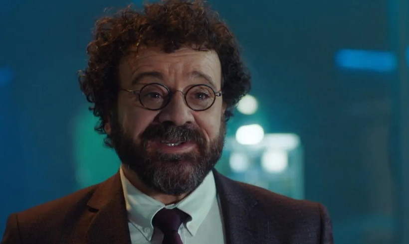 Usta oyuncu Reha Özcan, Seksenler dizisiyle ekrana dönüyor! - Resim : 2