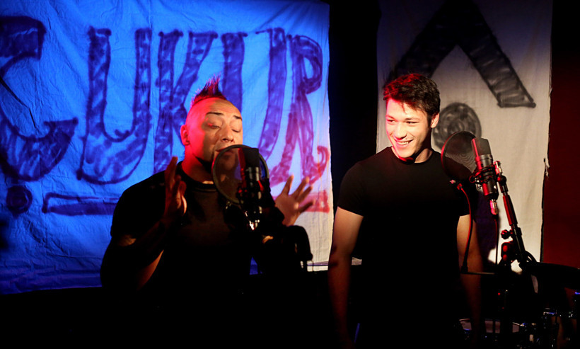 Kubilay Aka ve Hayko Cepkin'den Çukur için düet! - Resim : 2