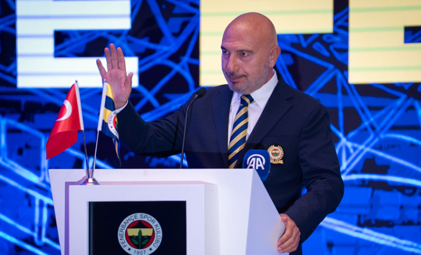 Fenerbahçe'ye şok! Adaylıktan çekildiğini duyurdu