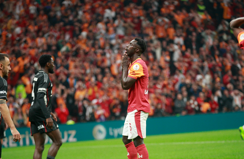 Nefes kesen maç! Galatasaray- Beşiktaş derbisinde kazanan çıkmadı - Resim : 2