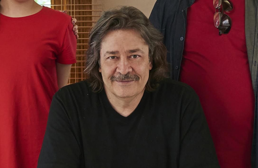 ‘Abdullah Turhan, Kara Murat’ı bana bakarak çizdi’