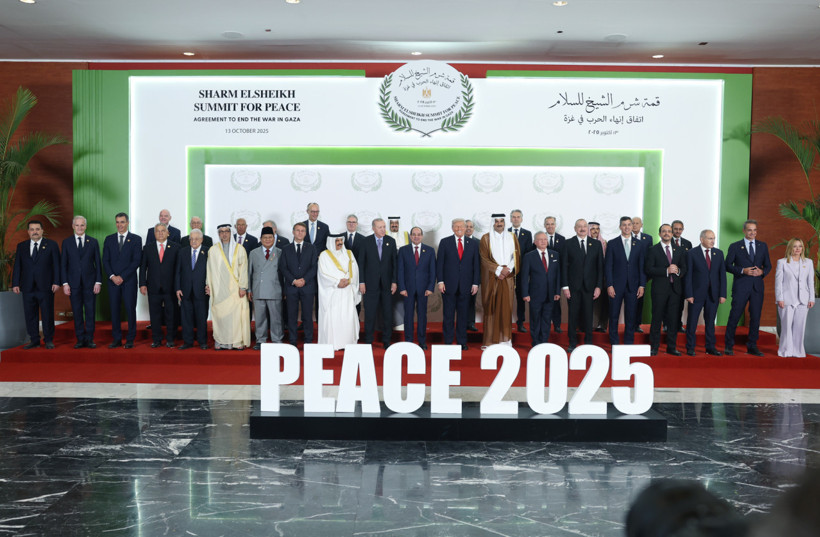 Dünyanın gözü bu zirvede! Mısır'daki Gazze Zirvesi'nde imzalar atıldı - Resim : 2