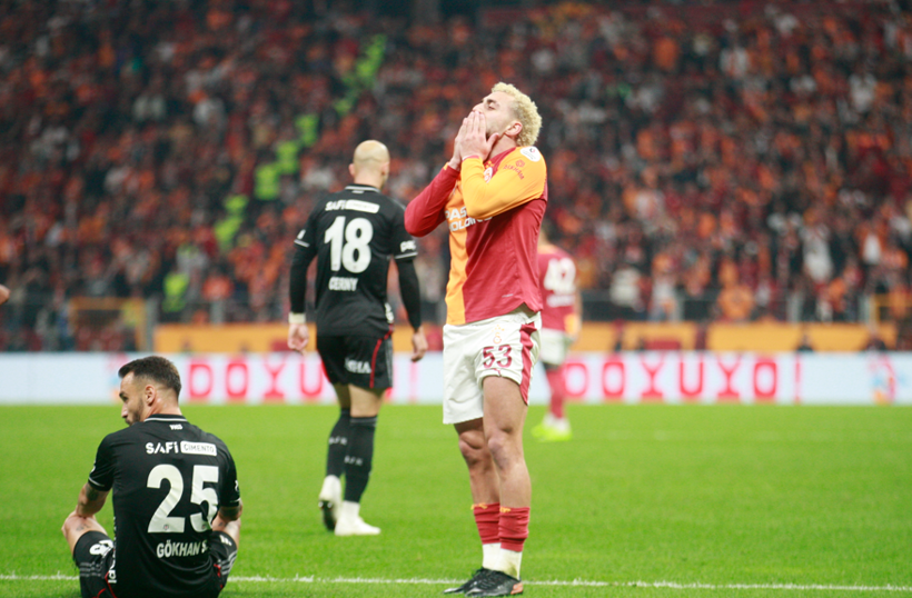 Nefes kesen maç! Galatasaray- Beşiktaş derbisinde kazanan çıkmadı - Resim : 9