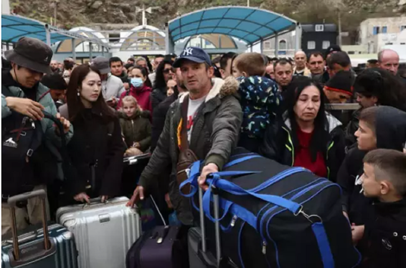 Ege'de iki saat içinde 7 deprem! Bölgeye askeri çıkarma gemileri yollandı - Resim : 2