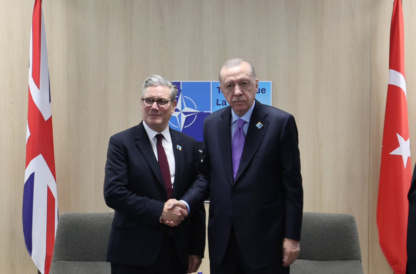 Cumhurbaşkanı Erdoğan'dan Lahey'deki NATO zirvesinde bir kritik görüşme daha! NATO Sonuç Bildirgesi açıklandı. Bir sonraki zirve Türkiye'de... - Resim : 3