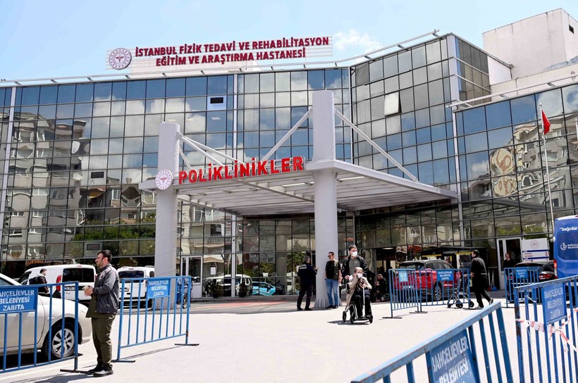 Avrupa'nın En Büyüğü. İstanbul'da Açılıyor. Bahçelievler Fizik Tedavi ve Rehabilitasyon Eğitim ve Araştırma Hastanesi Açılış İçin Gün Sayıyor