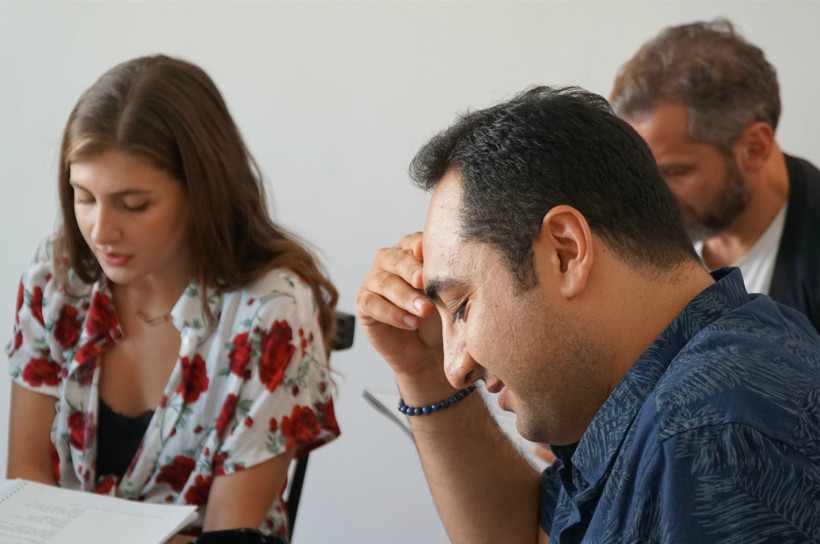 Çakallarla Dans'ın yazarı ilk kez yönetmen koltuğunda! - Resim : 2