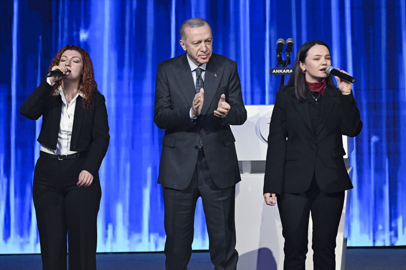 AK Parti Genel Başkanı ve Cumhurbaşkanı Erdoğan'dan yeni dönem mesajı: İsimler fani davamız baki - Resim : 3