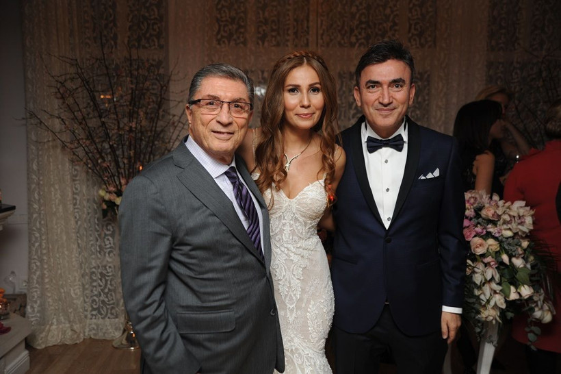 Gezegen Mehmet evlendi!