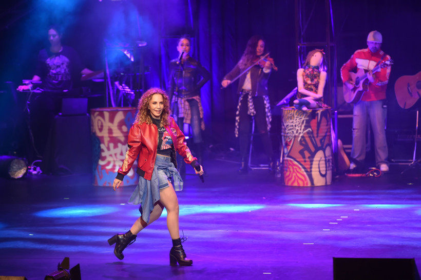 Sertab Erener'den Açıkhava'da görsel şölen!