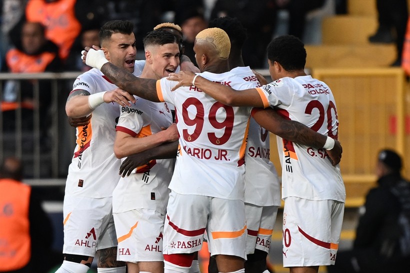 Şampiyonluk yolunda kayıp yok. Galatasaray, Eyüpspor'u beş golle geçti - Resim : 2