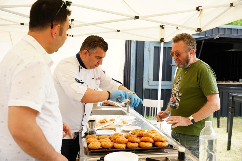 Hem sinema hem gastronomi adına büyük adım. Urla Uluslararası Gastronomi Film Festivali