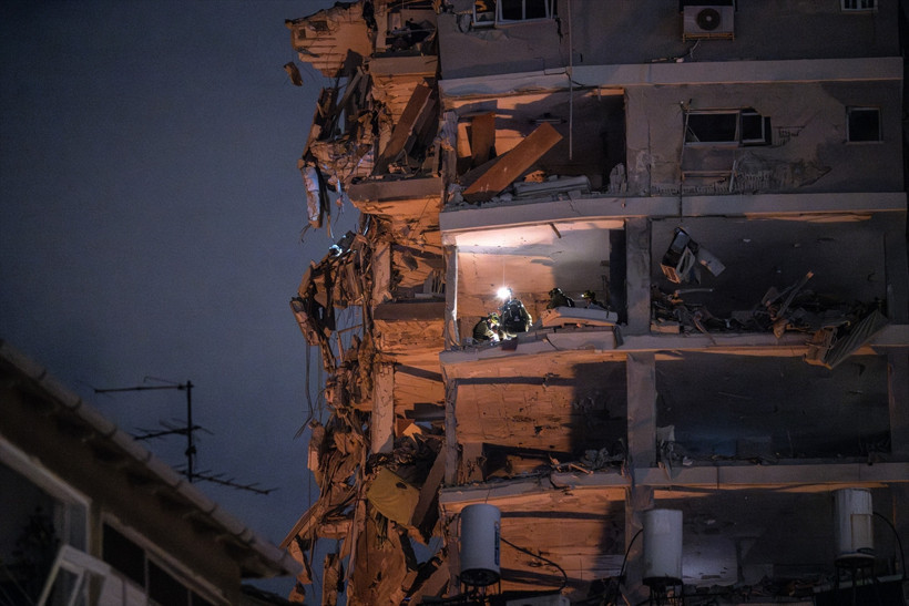 İsrail ve İran savaşında 3. gün! İran'dan sert karşı saldırı. Gece boyunca füze yağmuru... - Resim : 4