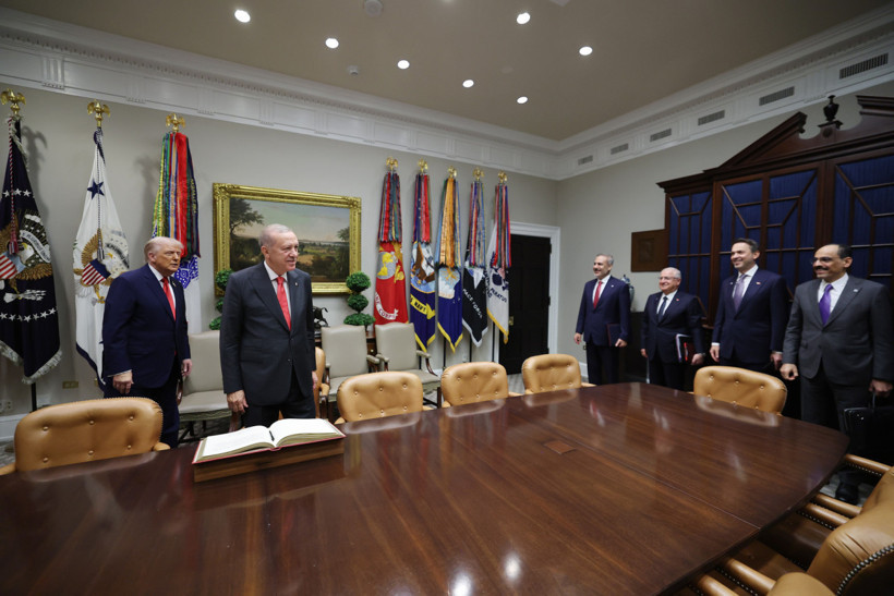 Beyaz Saray'da tarihi zirve! Cumhurbaşkanı Erdoğan, Trump ile görüştü... Trump: "Erdoğan büyük bir lider, saygı duyuyorum" - Resim : 4