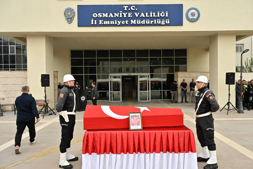 Görevi başında kalp krizi geçiren polis memuru şehit oldu - Resim : 2