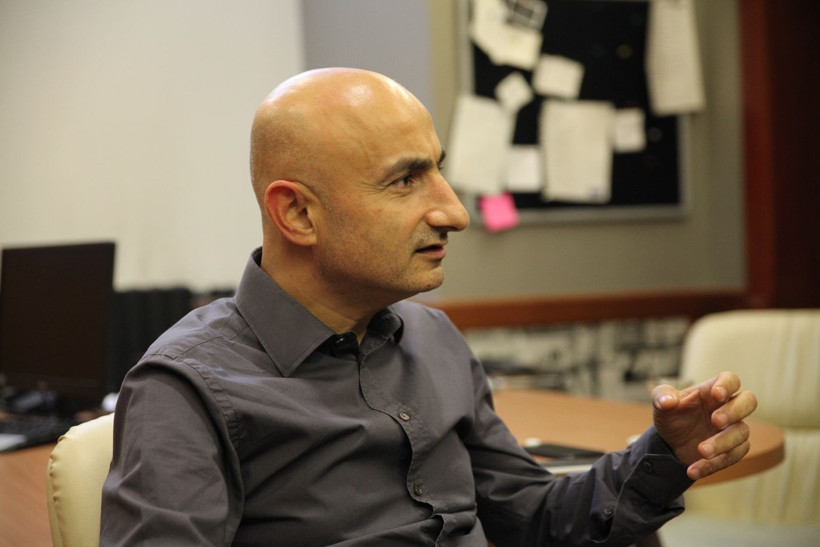 'Tablet bilgisayarlar köylere kadar gitti, biz hala yazı işlerine bir tomar kağıtla gidiyoruz' - Resim : 8