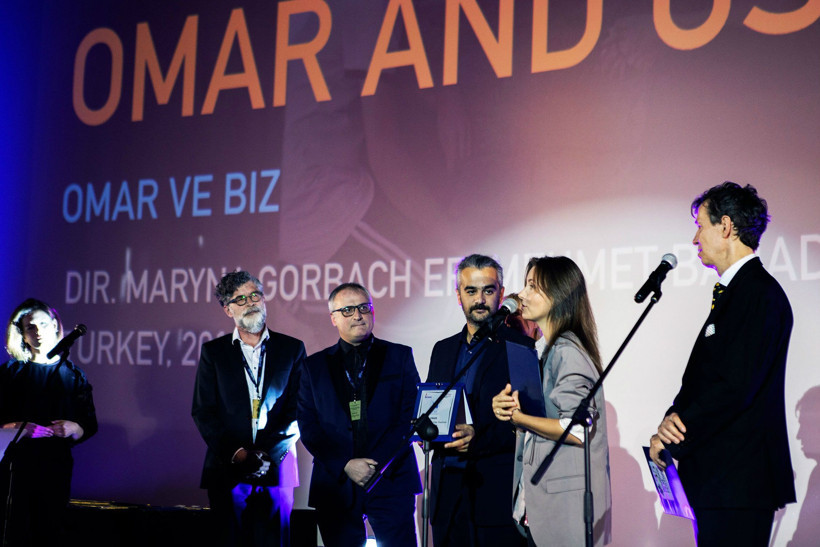 'Omar ve Biz' Varşova'dan ödülle dönüyor!