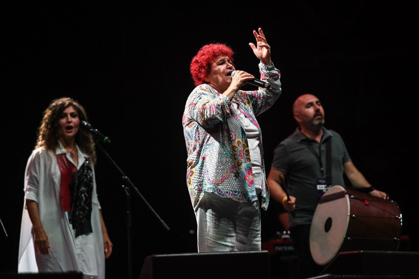 Selda Bağcan 7 kez 'bis' yaparak bir rekora imza attı