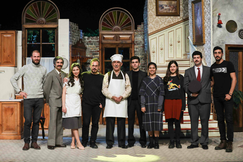 Usta oyuncu Şener Şen'e büyük ilgi! - Resim : 2