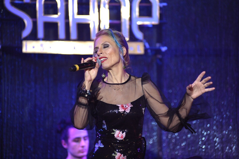 Şarkıcı Zeynep Casalini hangi diziye konuk oluyor? - Resim : 2