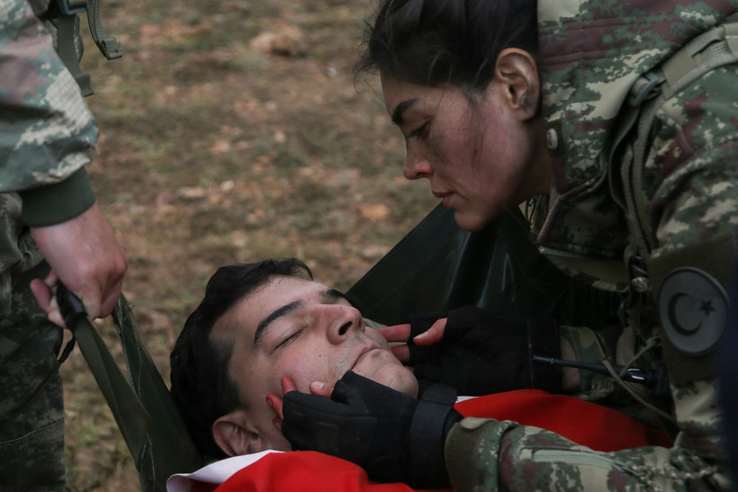 Sevilen oyuncu Savaşçı dizisine veda etti!