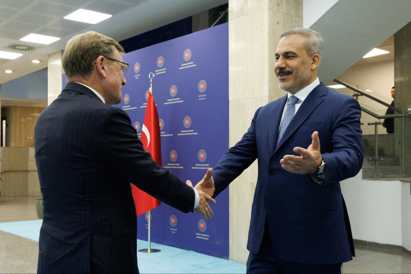 Dışişleri Bakanı Hakan Fidan'dan ikili görüşmeler