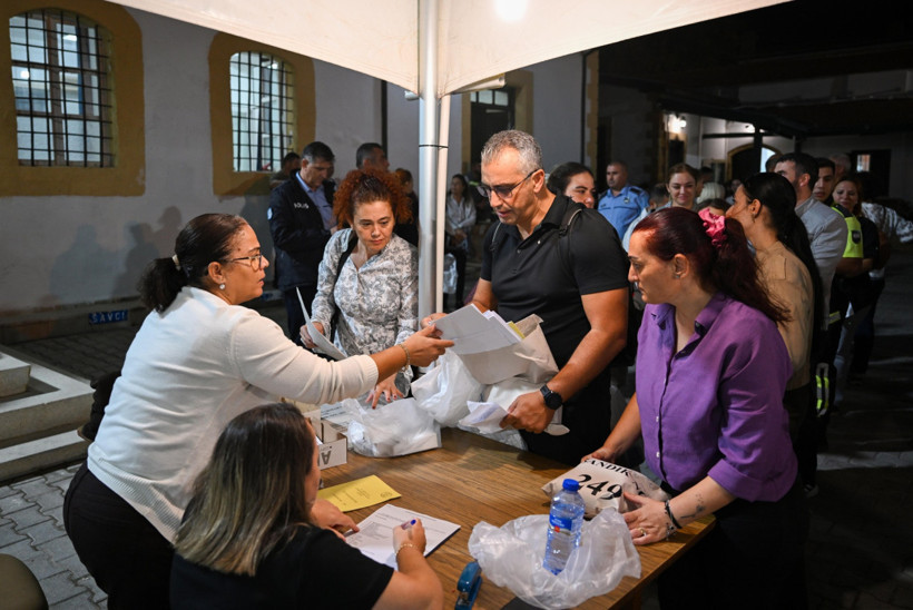 KKTC'de kritik seçim! Resmi olmayan sonuçlara göre yeni cumhurbaşkanı belli oldu - Resim : 2