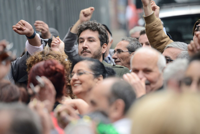 Cinayet Süsü'nde düğün tadında baskın! - Resim : 4