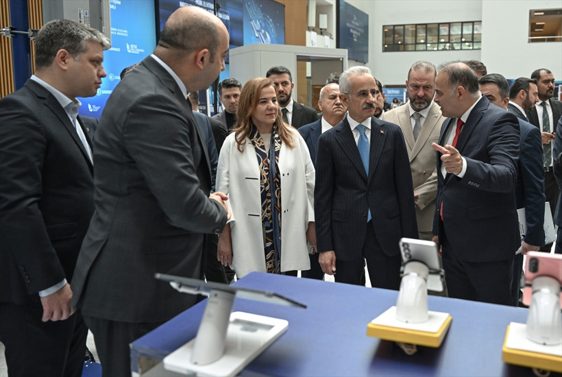 Bakan Uraloğlu canlı yayında test etti! 10 kata kadar daha hızlı internet - Resim : 2