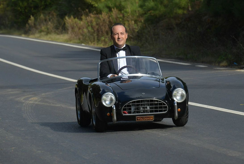 Tolga Çevik'in Tolgshow'undan ilk tanıtım geldi!