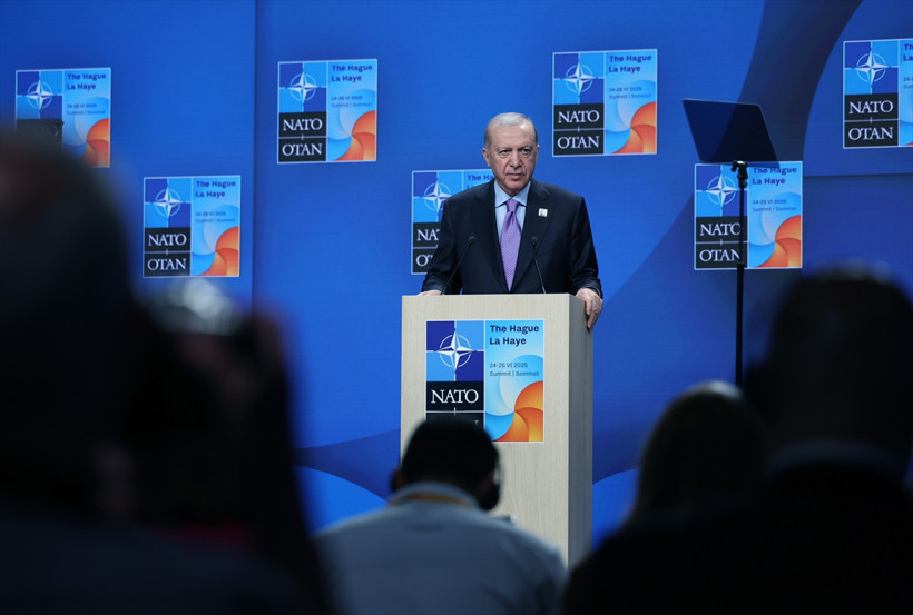 Cumhurbaşkanı Erdoğan'dan NATO Zirvesi'nde açıklama: Trump ile ne konuştular? İşte detaylar...