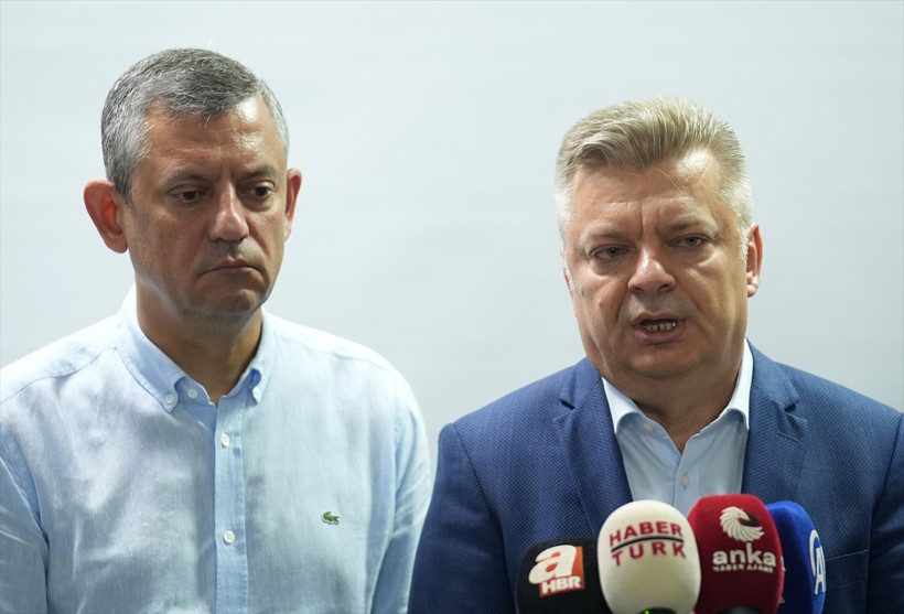 Manisa Büyükşehir Belediye Başkanı Ferdi Zeyrek yoğun bakıma kaldırıldı. Durumu kritik. Son sağlık durumunu başhekim açıkladı - Resim : 4