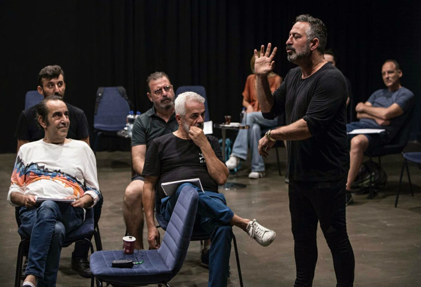 Cem Yılmaz yeni filminin okuma provalarına başladı