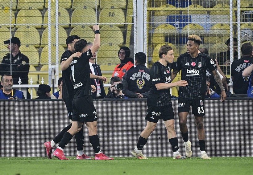 Gedson Fernandes'in golü Fenerbahçe'yi yıktı! Beşiktaş derbide üç puanı tek golle aldı