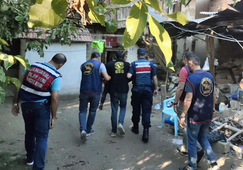 Denizli'de kan donduran olay! Babaannesini başına tüple vurarak katletti - Resim : 5