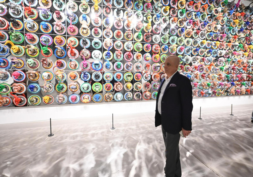 Kayıp Alfabe İstanbullularla Buluşuyor! Ahmet Güneştekin’in Heyecanla Beklenen Sergisi Ziyaretçilerini Bekliyor