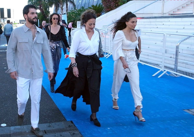 atv'den Cannes çıkarması! - Resim : 5