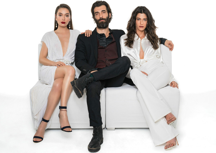 Sırlarla dolu üç insan... Dip, puhutv'de başlıyor!