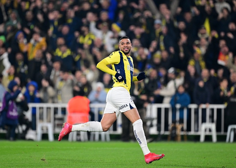 Youssef En-Nesyri atıyor, Fenerbahçe kazanıyor. Kasımpaşa karşısında üç gollü galibiyet