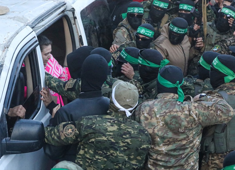 Son Dakika... Gazze'de tarihi gün! Rehine takası devam ederken Biden'dan ateşkese ilişkin açıklama